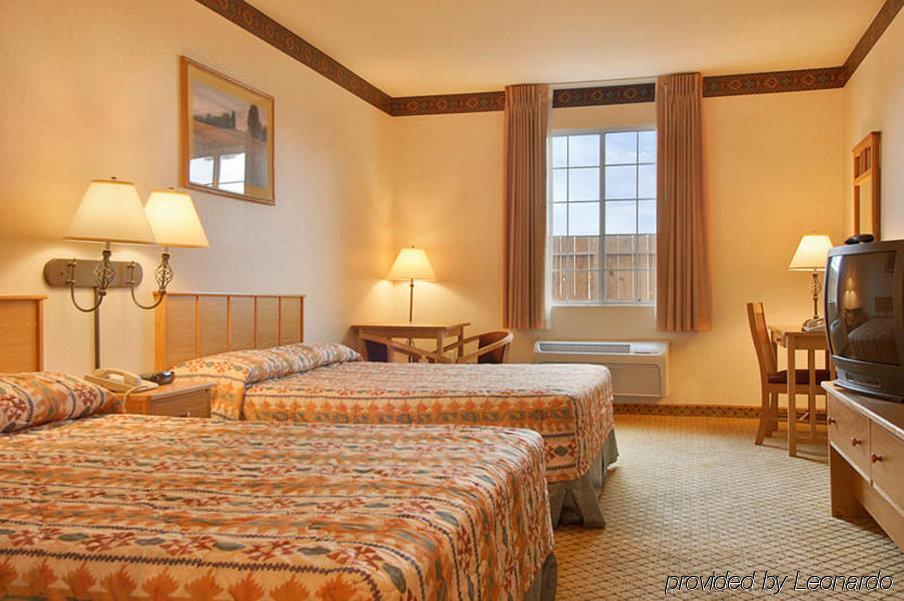 The Inn At Rolling Hills Casino & Resort Corning Zimmer foto